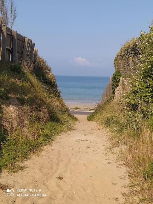 La Chaloupe De Jullouville-les-Pins